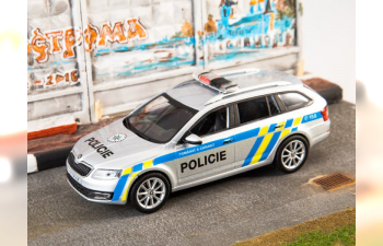 SKODA Octavia III Combi Polizie (2013) silver