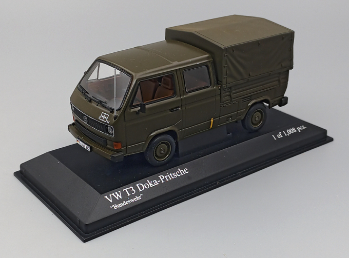 VOLKSWAGEN T3 Doka-Pritsche Bundeswehr (1983), хаки