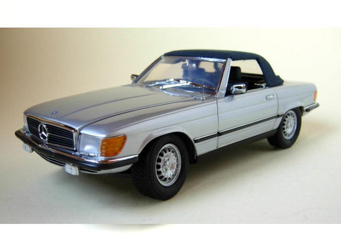 MERCEDES-BENZ 450SL W107 Convertible with Softtop (1973-1980), silver