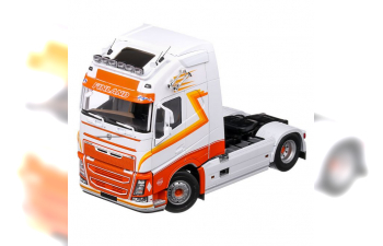 VOLVO FH16 GL 750 XL (2018), white / orange