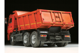 Сборная модель Самосвал КАМАЗ 65115 (подарочный набор)
