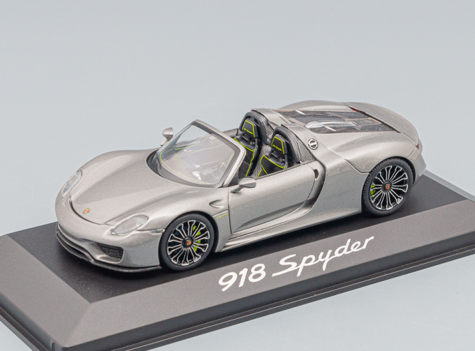 PORSCHE 918 Spyder 2013, silver