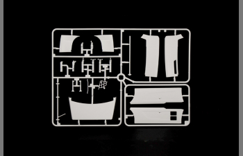 Сборная модель IVECO FIAT S-way S460 Magirus Tractor Truck 2-assi 2022