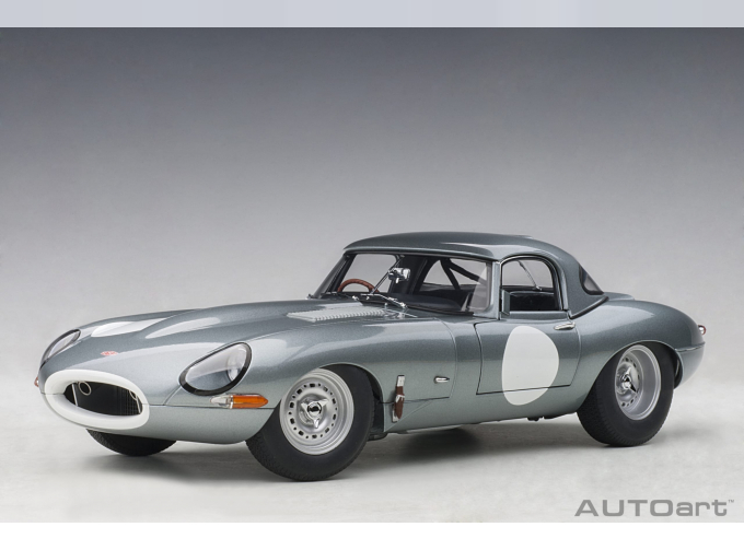 Jaguar Lightweight E-Type 2015 (dark grey)