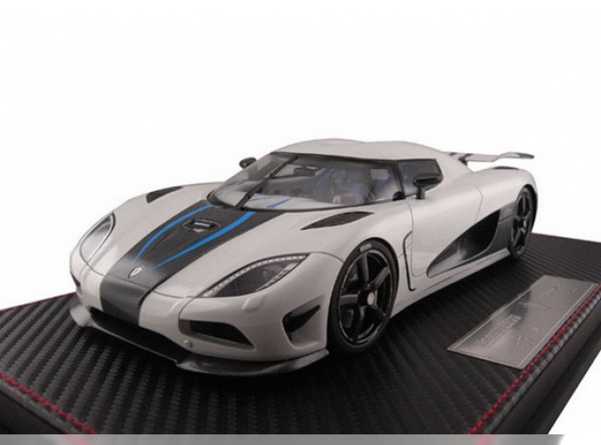 Koenigsegg Agera S (white)