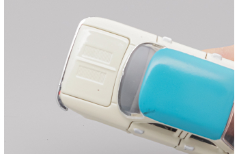 CHEVROLET Corvair (1960) white / green