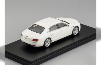 BENTLEY Flying Spur W12, glacier white