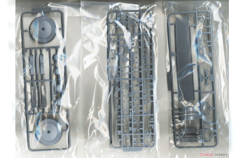 Сборная модель Full-Hull IJN Series Japanese Navy Heavy Cruiser Chikuma w/Photo-etched Parts