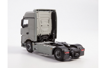 Камский грузовик 54901 седельный тягач, серый