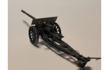 Сборная модель 107 мм пушка обр. 1910/30 года на металлических колесах