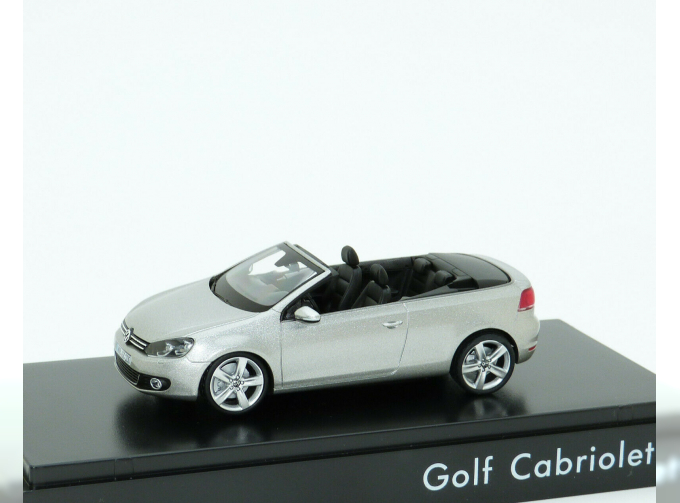 VOLKSWAGEN Golf VI Cabrio 2012 silver