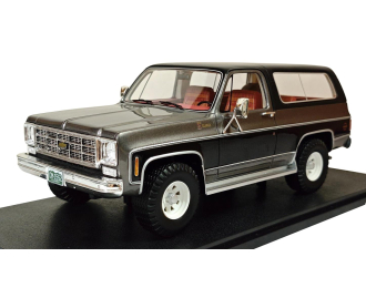 CHEVROLET BLAZER K5 4x4 (1978), black /gold