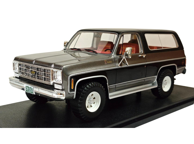 CHEVROLET BLAZER K5 4x4 (1978), black /gold