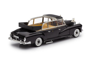 MERCEDES-BENZ 300D Limousine Pope Giovanni XXIII Папамобиль (1960), черный (без фигурки)