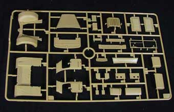 Сборная модель Sd.Kfz.6 - Mittlerer Zugkraftwagen 5t (BN9b) Pioneer Version