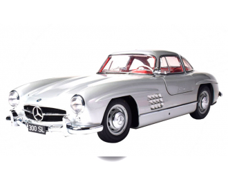 Сборная модель MERCEDES-BENZ 300 SL Gullwing KIT with 602 parts, silver