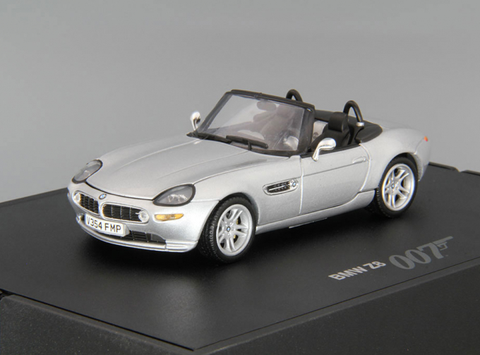 BMW Z8 Bond 007, silver