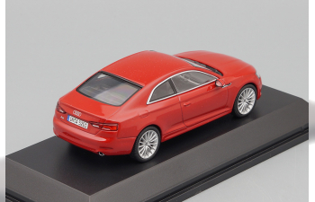 Audi A5 Coupe tango rot