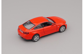 BMW M4, red