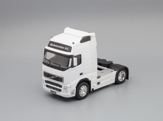 VOLVO FH12, white / black