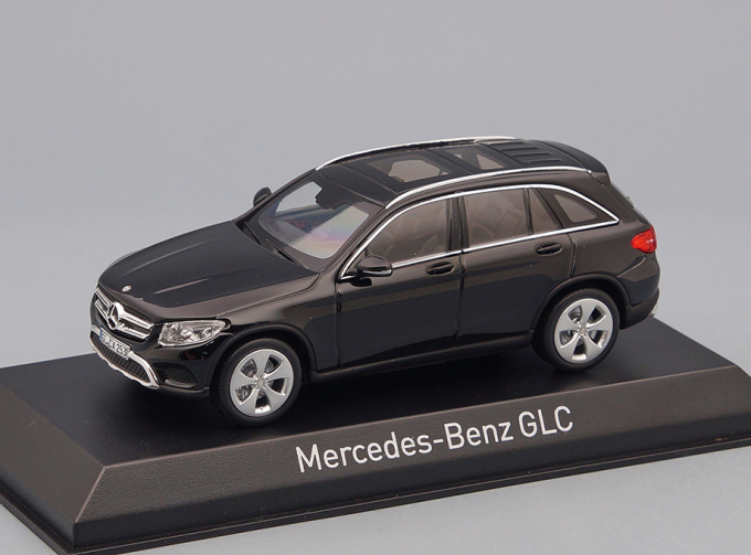 MERCEDES-BENZ GLC (X253) (2015), black