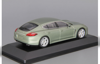 PORSCHE Panamera S Hybrid Cryst, green metallic