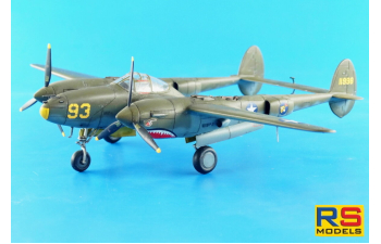 Сборная модель P-38E Lightning "Aleutian"