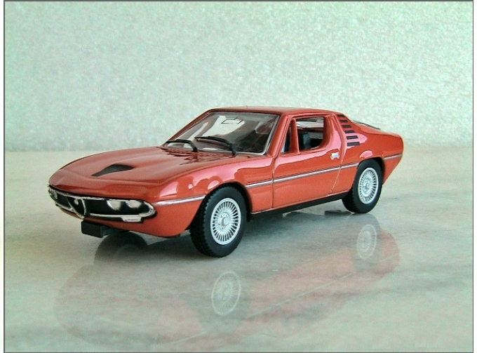 ALFA ROMEO Montreal Coupe, оранжевый