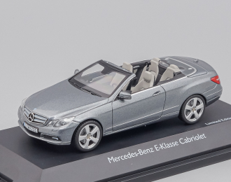 МERCEDES-BENZ E-Klasse Cabriolet A207 (2010), silver