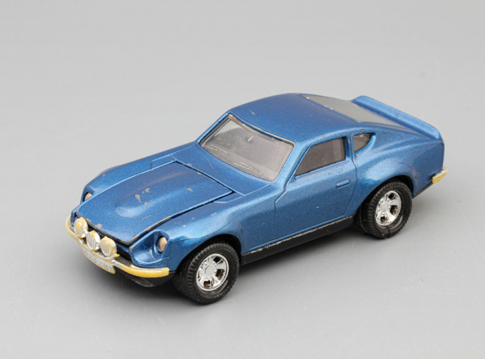 DATSUN 240 Z Rally Car, blue