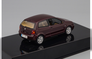 VOLKSWAGEN Polo, purple