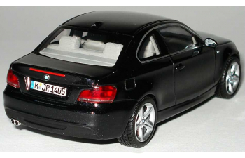 BMW 1er Coupe E82 (2007), saphir schwarz met.