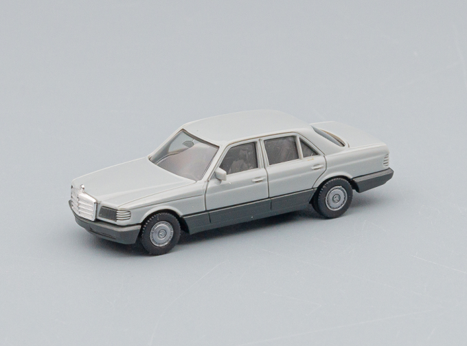 MERCEDES-BENZ 500 SE (W126), lightgray / anthracitegray