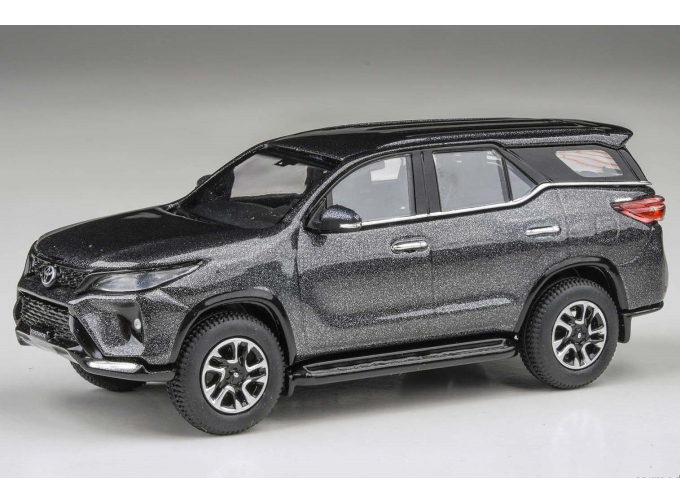 TOYOTA Fortuner LHD (2023), grey metallic