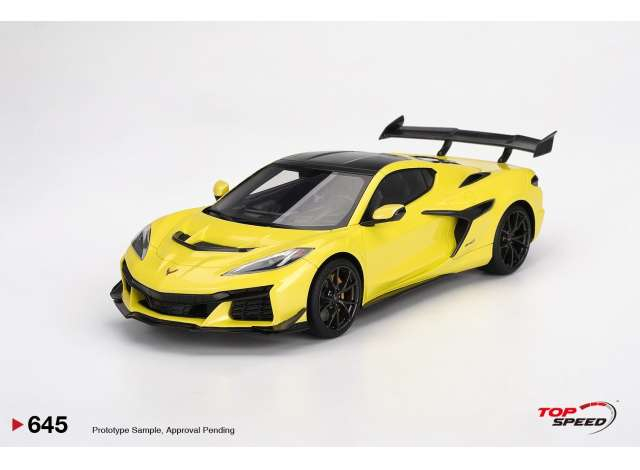 Chevrolet Corvette ZR1, accelerate yellow 2024