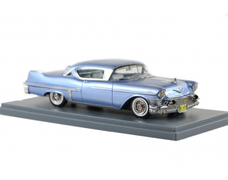 CADILLAC serie 62 hard top Coupe 1957, Blue metallic