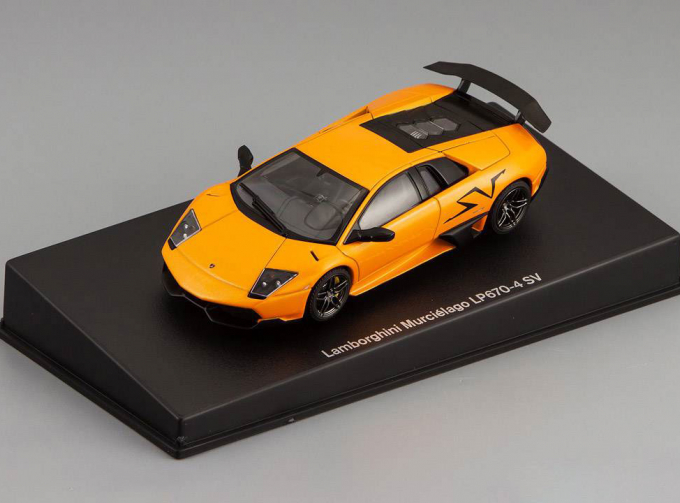 LAMBORGHINI Murcielago LP670-4 SV (2009), orange