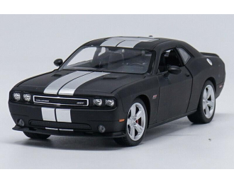 Dodge Challenger SRT 2013 матовый черный