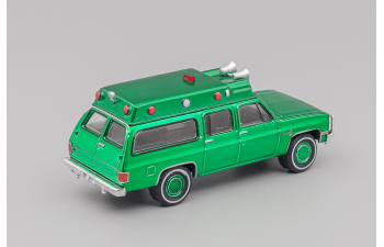 (Greenlight!) CHEVROLET Suburban K20 Custom Deluxe Ambulance 1983, green