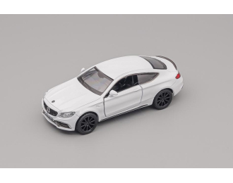 MERCEDES BENZ C63 S AMG Coupe, white 