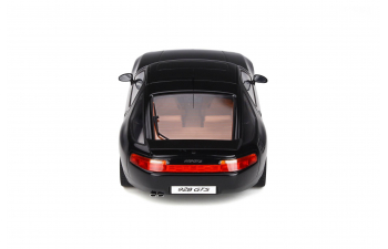 Porsche 928 GTS (black)