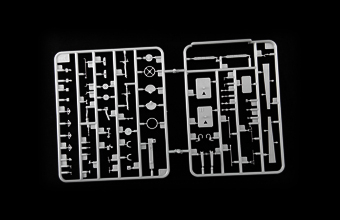 Сборная модель German 88mm L71 Flak41 Anti-Aircraft Gun w/Sd.Ah.202 Trailer