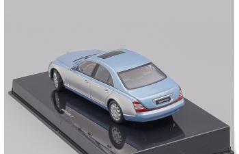 MAYBACH 57 W240 (2002-2012), blue silber metallic / silber metallic