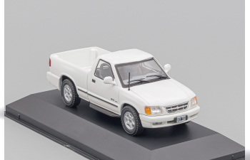CHEVROLET S10 Pick-up (1996), white