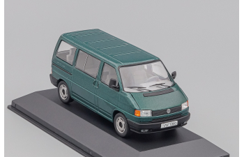 VOLKSWAGEN T4 Multivan (1990), green