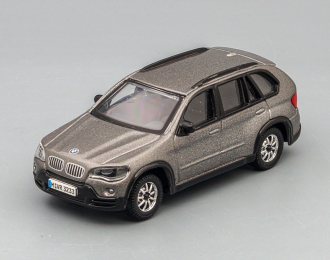 BMW X5, grey metallic