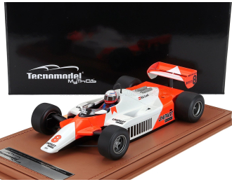 McLAREN F1  Mp4/1b Ford Cosworth №8 Winner British Gp (with Pilot Figure) (1982) Niki Lauda, White Red