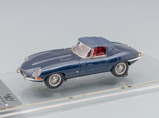 Jaguar E-Type Series 1 Soft Top 1961 (indigo)