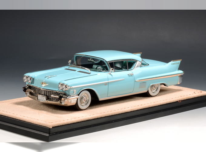 CADILLAC Coupe Deville (1958), Turquoise