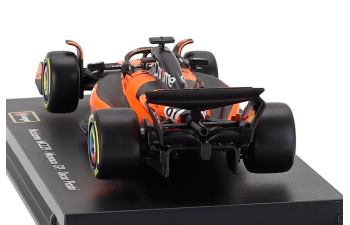McLAREN F1 Mcl39 Team Mclaren №81 3rd Monaco Gp (2025) Oscar Piastri - With Pilot And Showcase, Orange Black